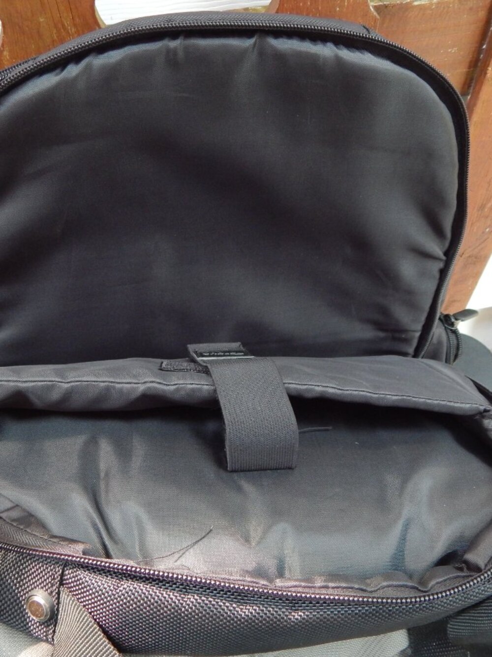 Targus Laptop Backpack Black Commuter College School Travel 17x13x6 - Picture 7 of 8